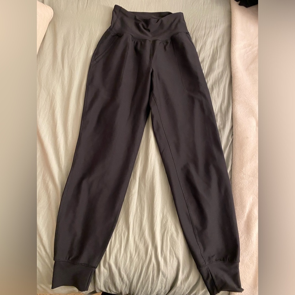 Old Navy Powersoft High Rise Jogger Pants - Picture 5 of 6